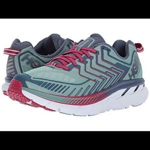 HOKA CLIFTON 4 RUNNING SHOES